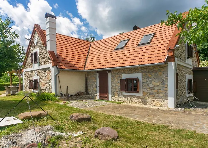 - Szolo Birtok Дом отдыха Balatoncsicso